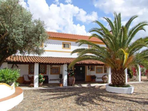 Holiday home Monte Dos Aroeirais Fronteira
